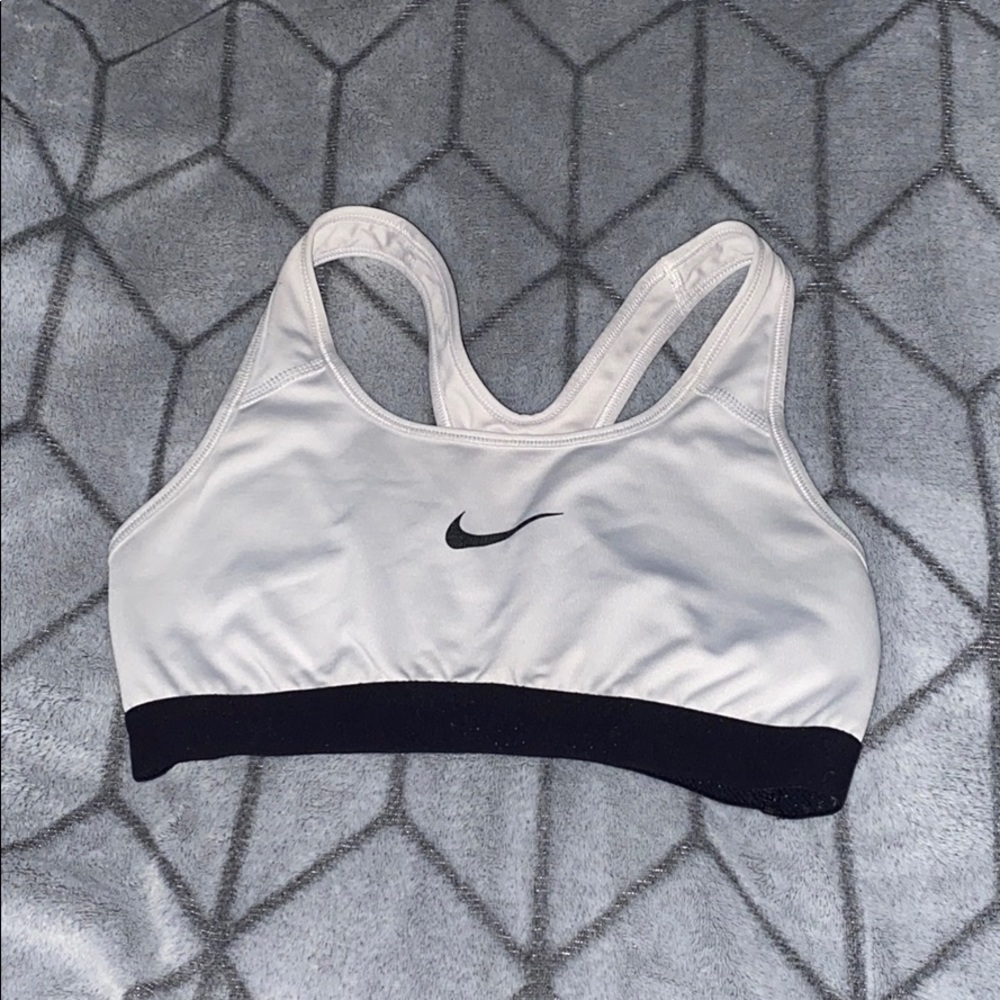 Nike dri-fit sports bra (no pads)
